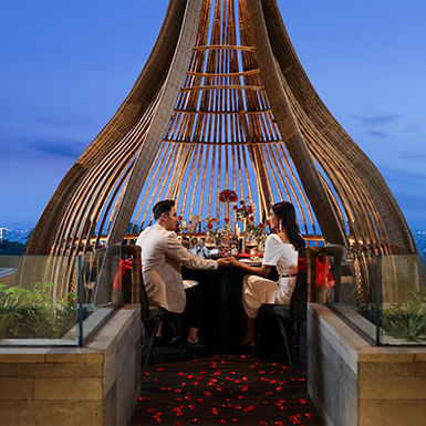 Romantic Dinner at Sky Deck