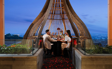 Romantic Dinner at Padma Hotel Semarang